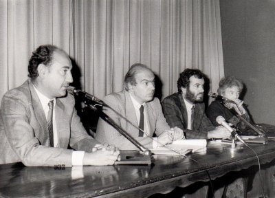 Visti: 1.200
Scaricati: 1.318
Aggiunto: 12.11.07
1024x736 (131.3 KB)